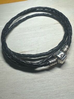 🖤 Pandora Triple Wrap Black Leather Bracelet | Silver Clasp | 22.5”